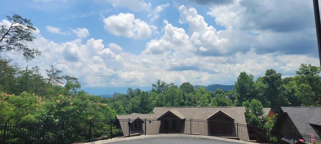 The Bear Paw Palace Mtn View And Community Pools Pigeon Forge Εξωτερικό φωτογραφία